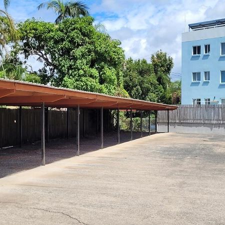 Tower Court Motel - Adults Only Haven Hervey Bay Exterior photo