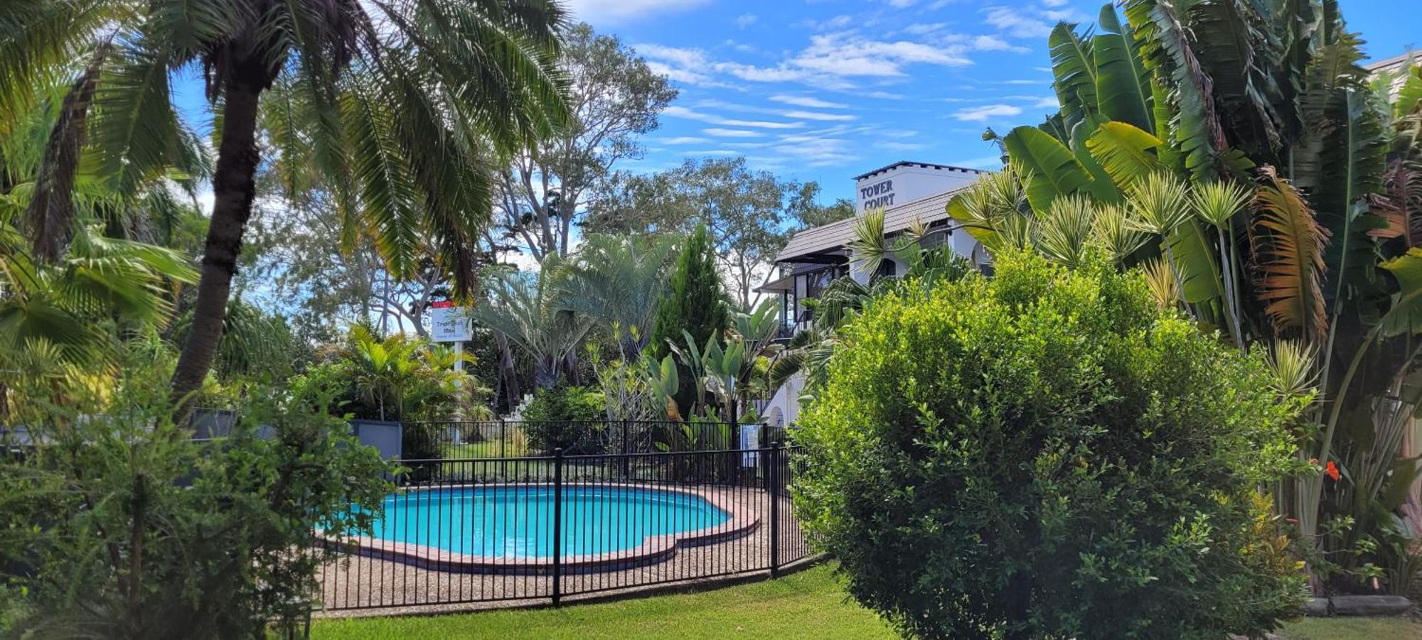 Tower Court Motel - Adults Only Haven Hervey Bay Exterior photo